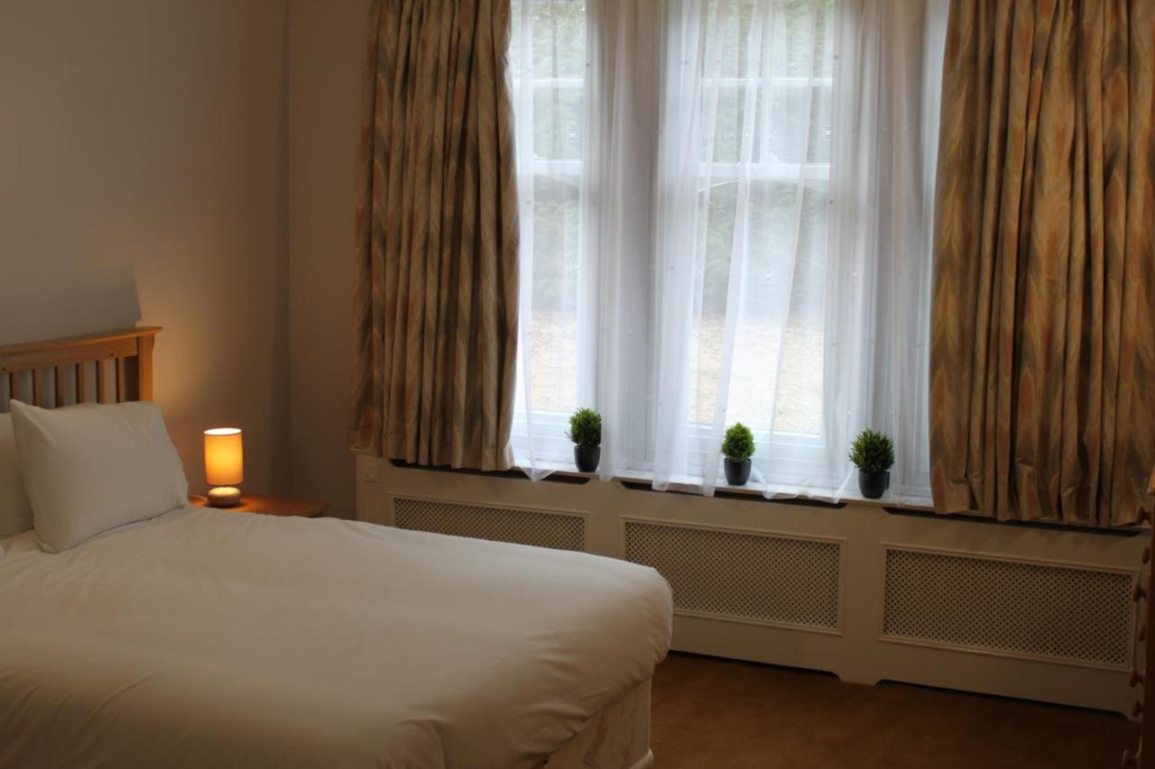 Brookside Lodge Baldock Ngoại thất bức ảnh