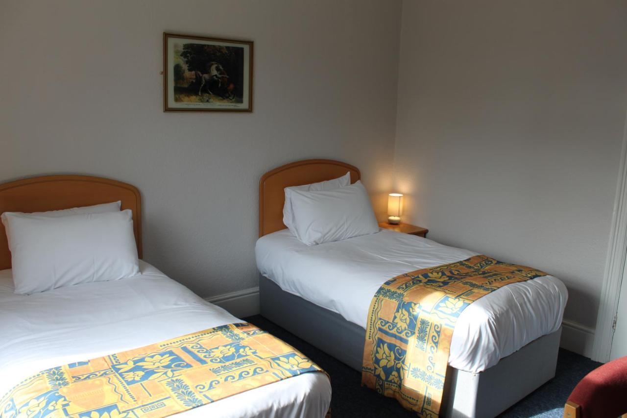Brookside Lodge Baldock Ngoại thất bức ảnh